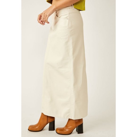 FREE PEOPLE City Slicker Vegan Maxi Skirt / Nilla Cream - Picture 3 of 12
